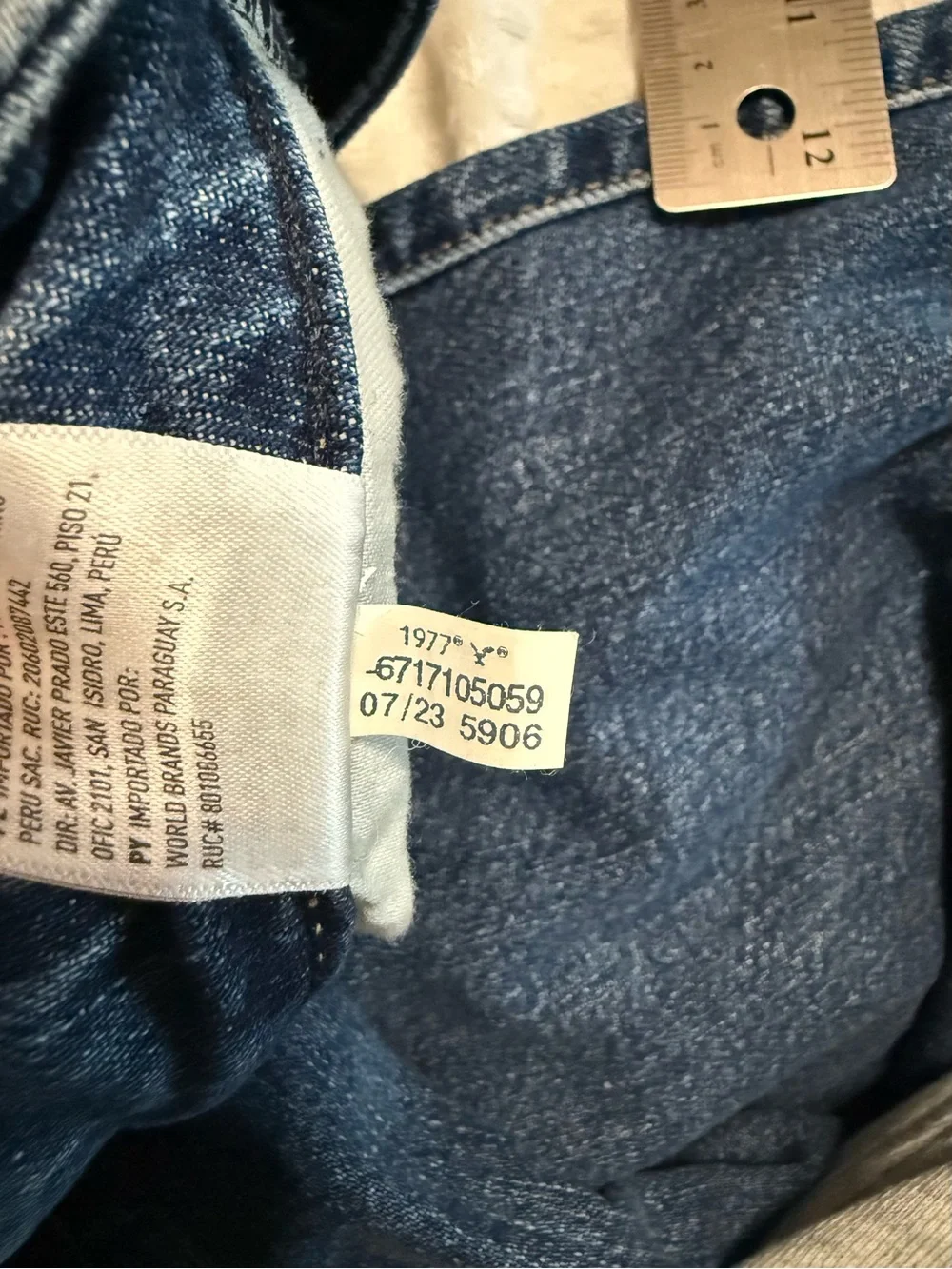 American Eagle Outfitters Men’s Straight Jeans in Dark Blue Wash